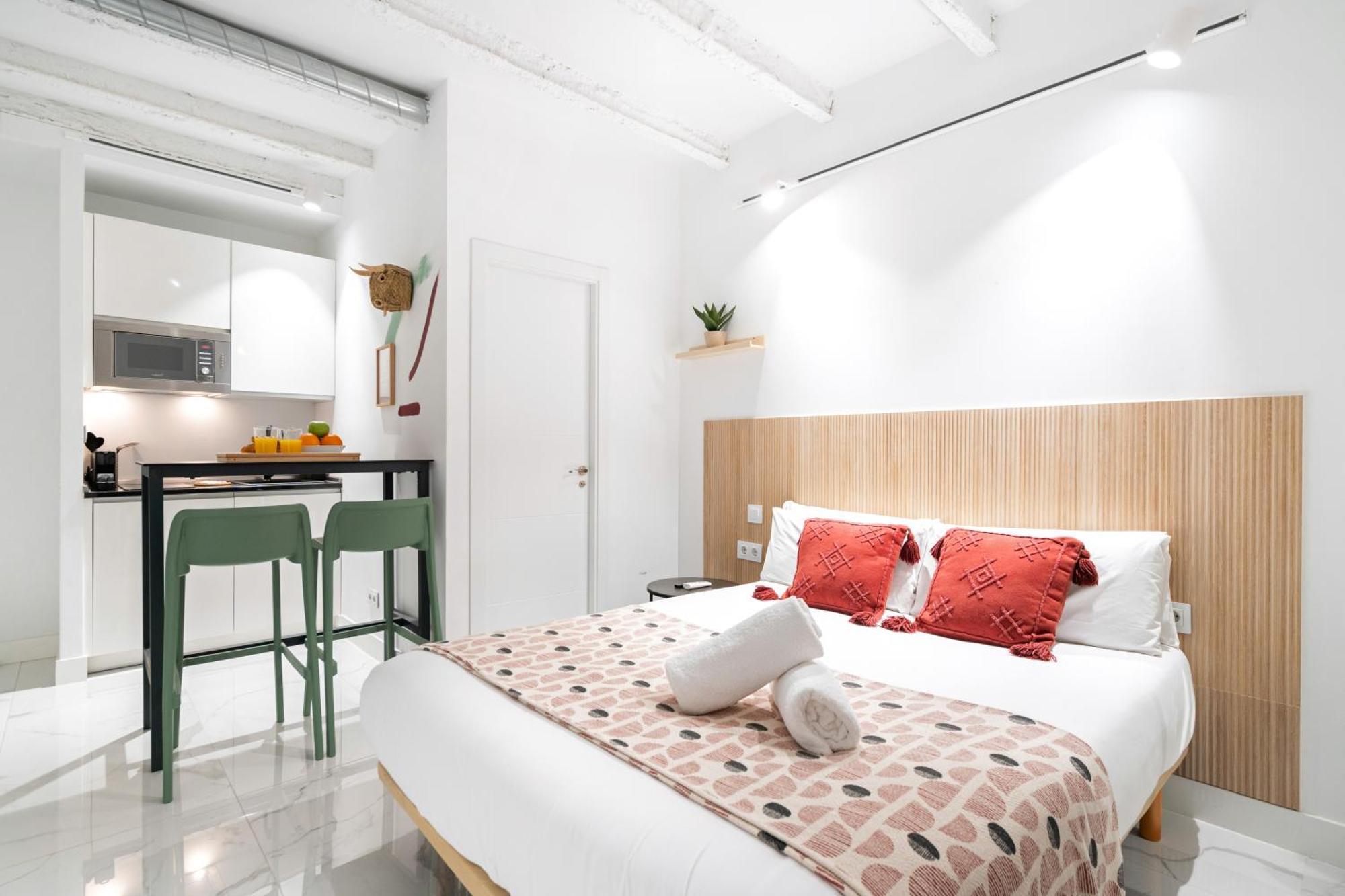 Dobo Madrid Luna Экстерьер фото