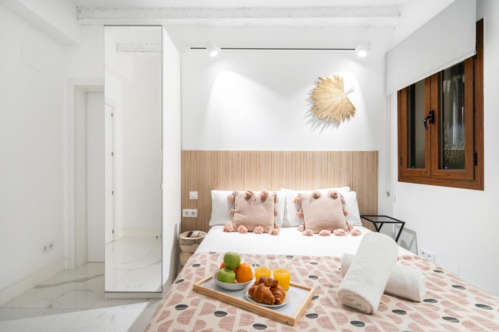 Dobo Madrid Luna Экстерьер фото