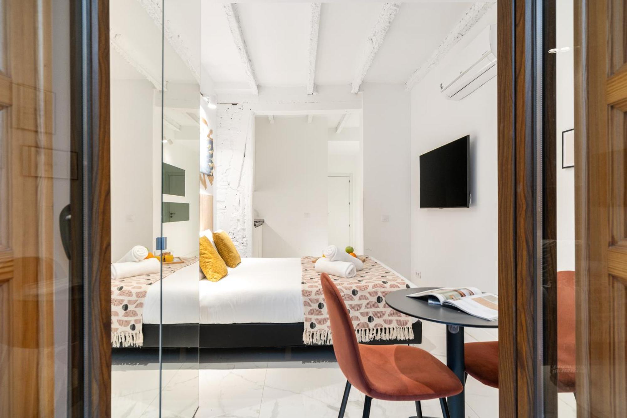 Dobo Madrid Luna Экстерьер фото